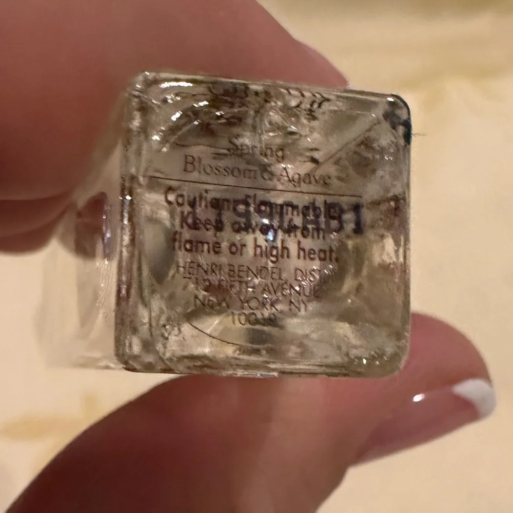Henri Bendel Spring Blossom & Agave Roller Ball. Needs twice by me. 0.28 fl. oz.